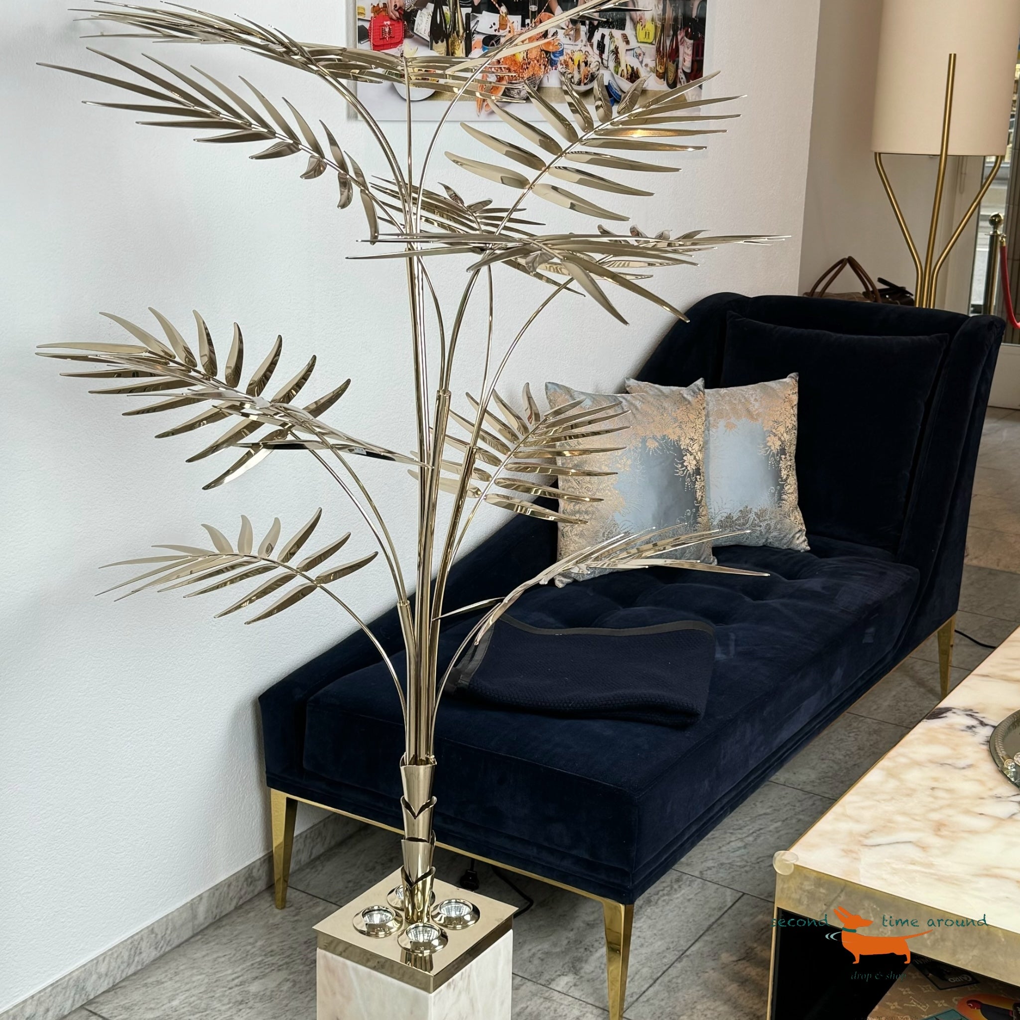 Envy Chaise by Koket