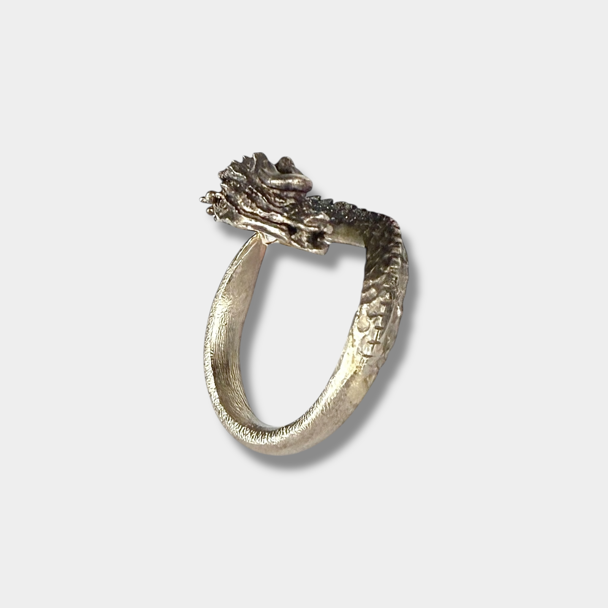 Les Millionaires Gold Ring