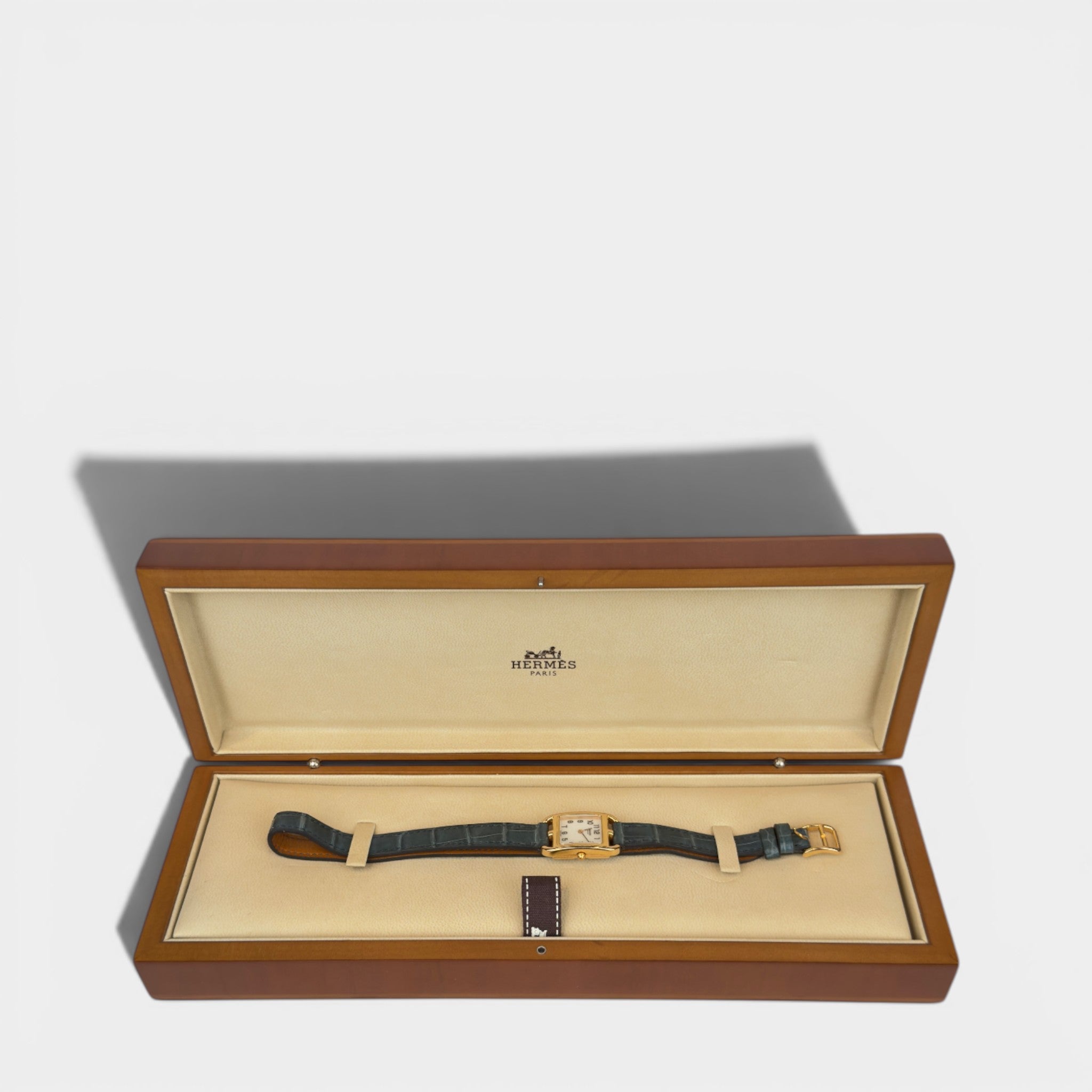 Hermes Cape Cod 750 Gold Crocodile Watch