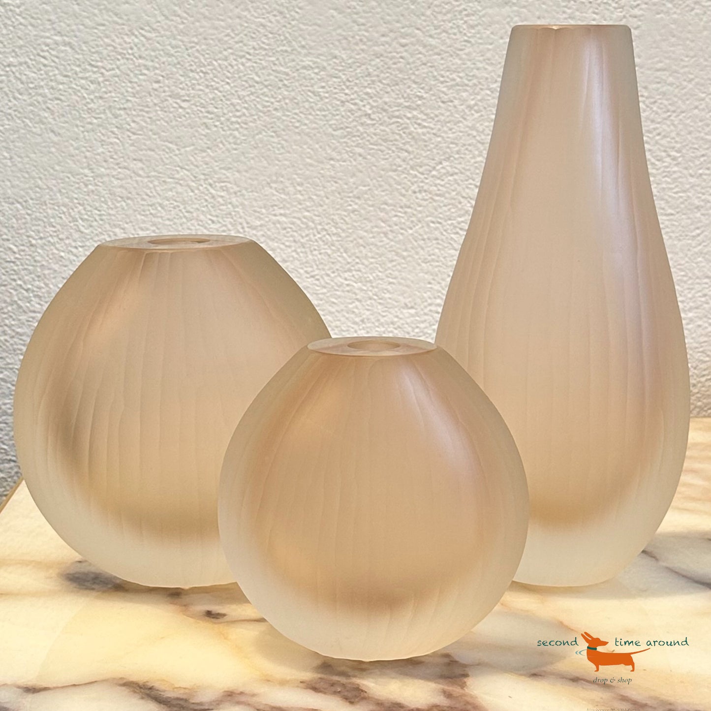 Alberto Donà, Set of Three Murano frosted & ridged rose glass vases