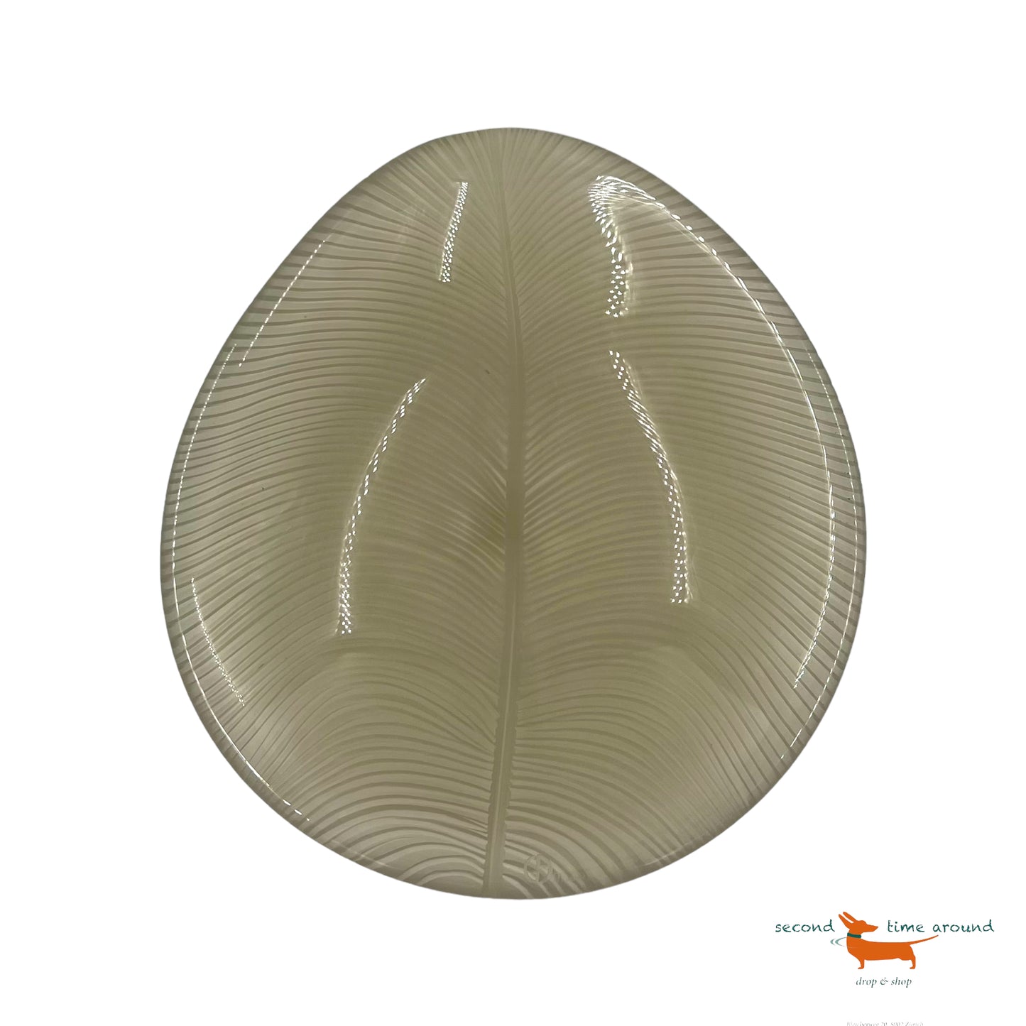 Armani Casa Leaf-shaped centrepiece made of Murano glass, entirely handmade, without using any moulds