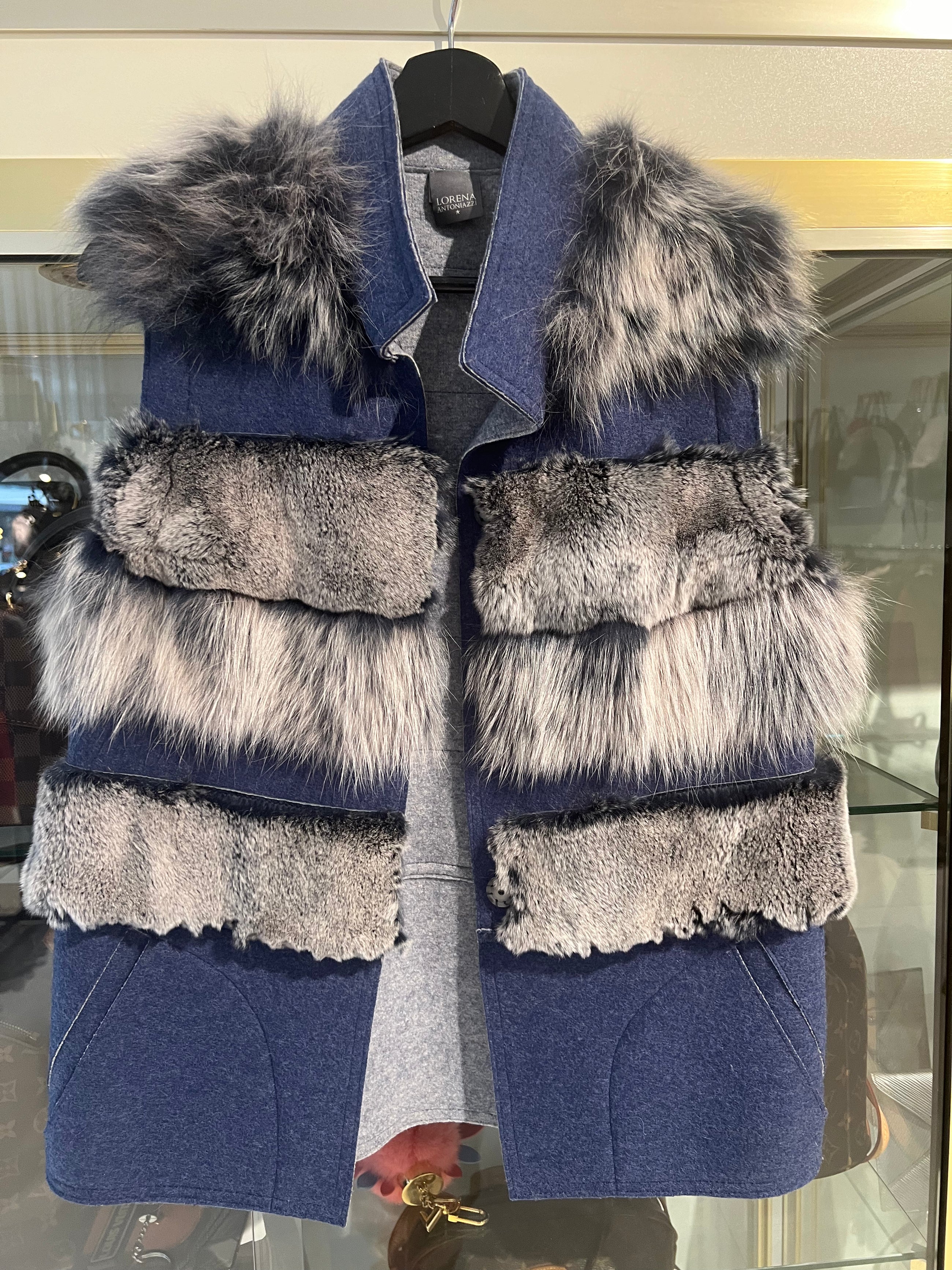 Lorena Antoniazzi Vest