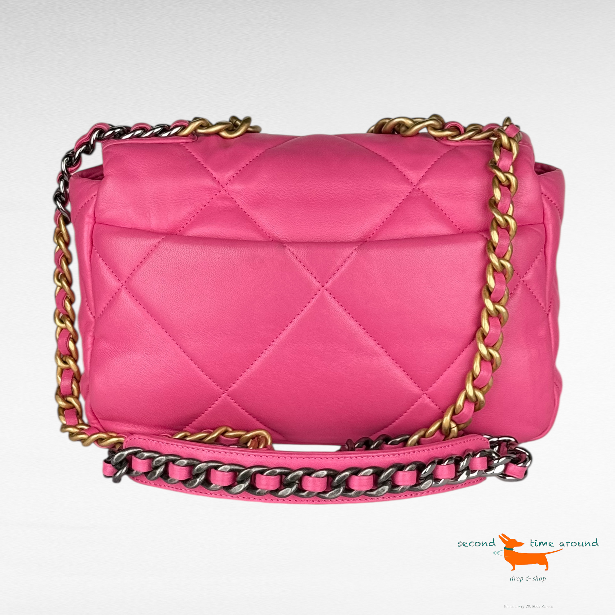 Chanel 19 Flip Bag
