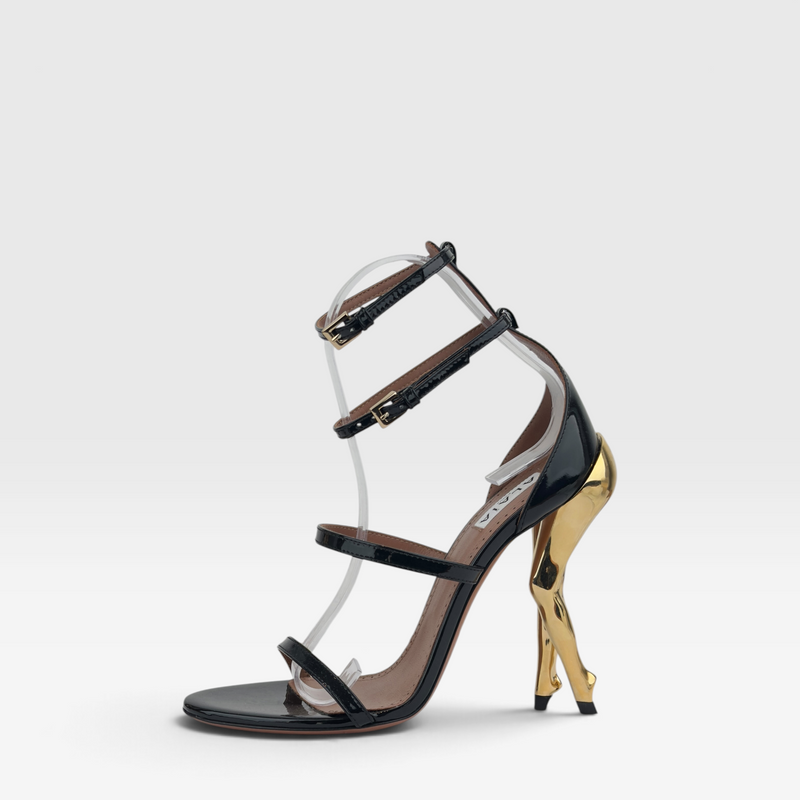 Alaia Pumps