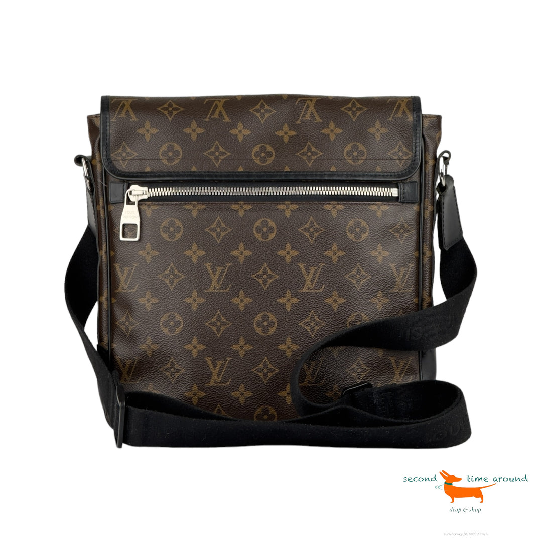 Louis Vuitton Bass MM Monogram Macass Bag