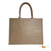 Maximilian London Tote Bag