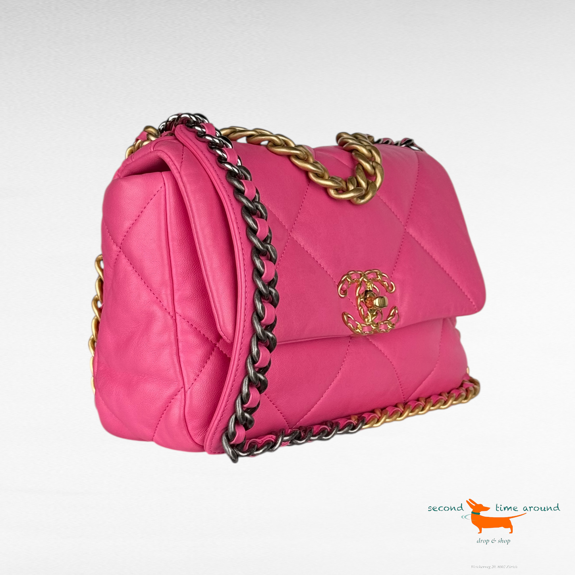 Chanel 19 Flip Bag