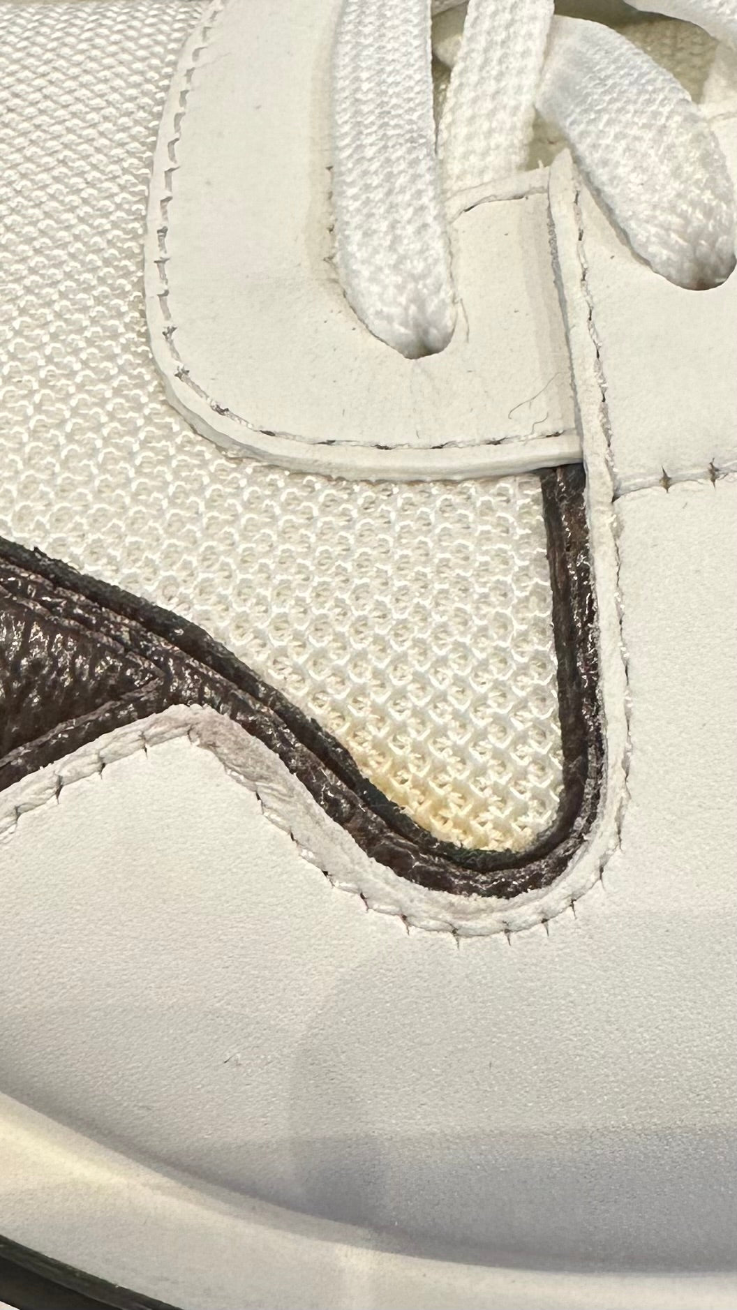 Louis Vuitton Run Away Leather Sneaker