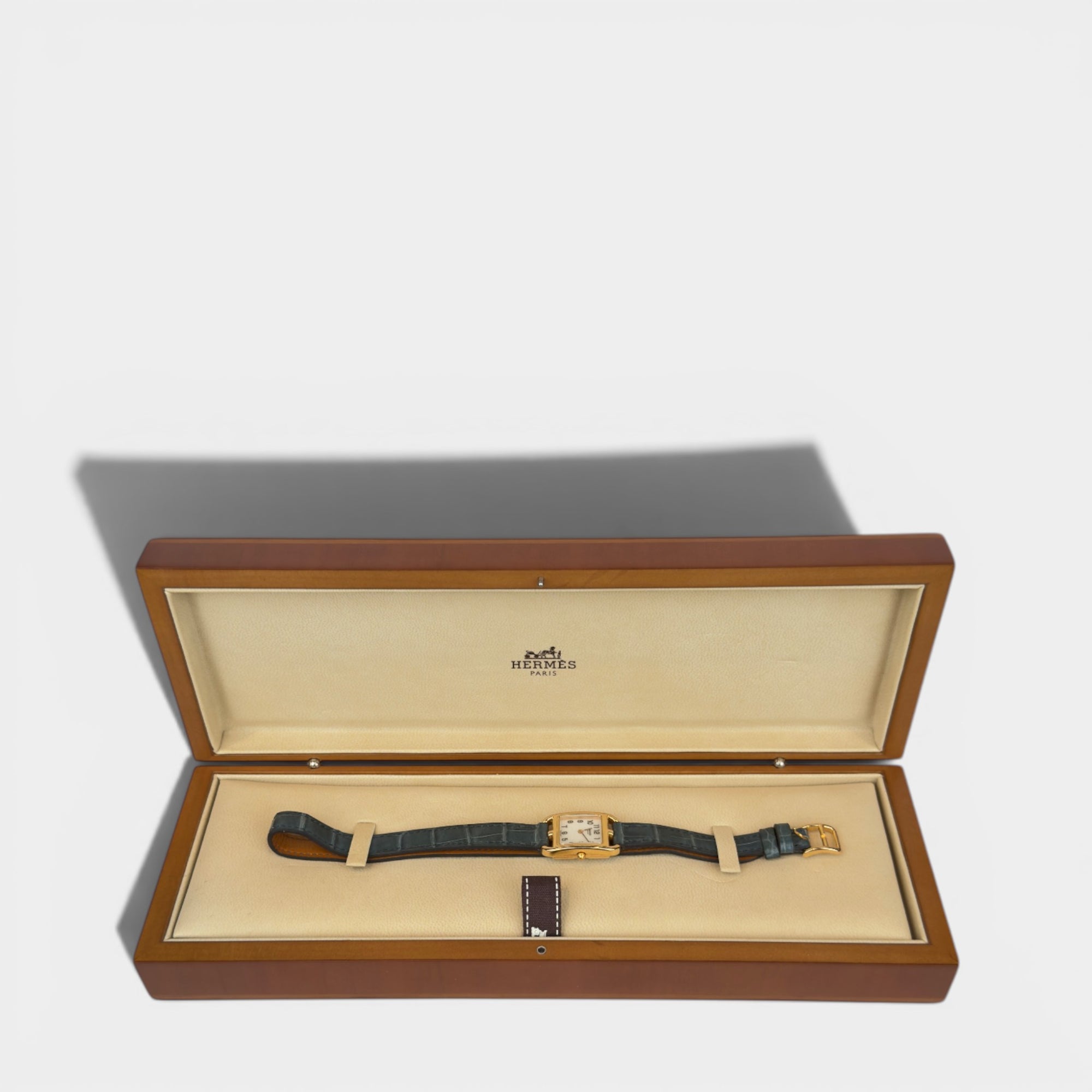 Hermes Cape Cod 750 Gold Crocodile Watch