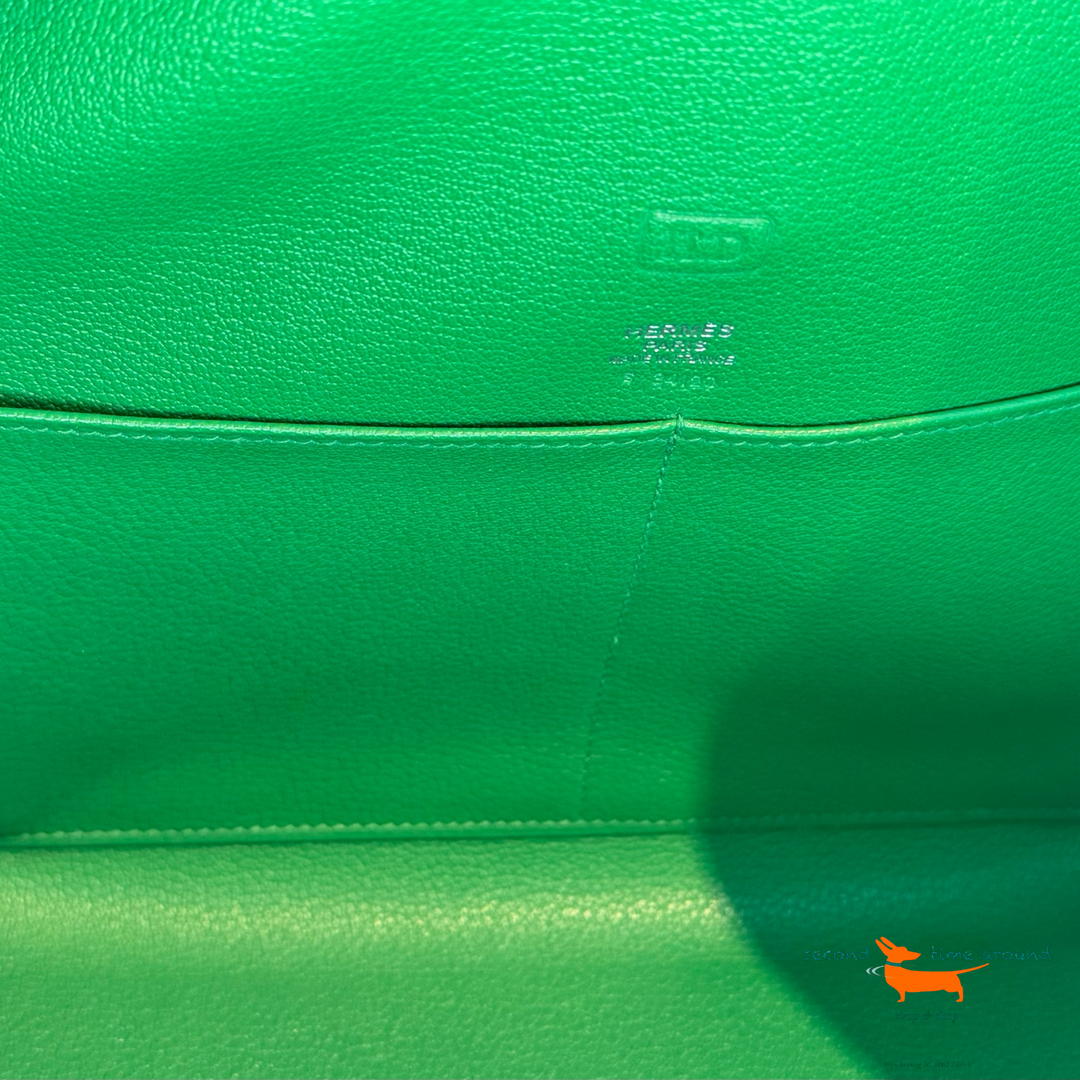 Hermes MaxiBox 37 Handbag Leather Bamboo Green Bag