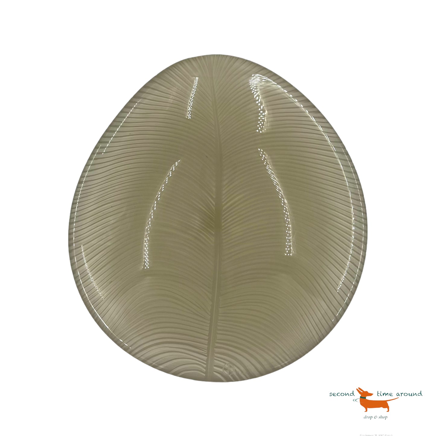 Armani Casa Leaf-shaped centrepiece made of Murano glass, entirely handmade, without using any moulds