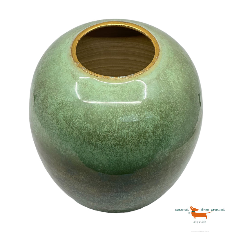 vase