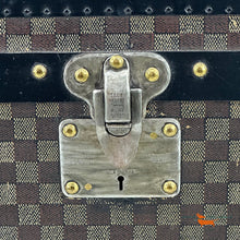 Louis Vuitton Man‘s Shirt Trunk from 1895