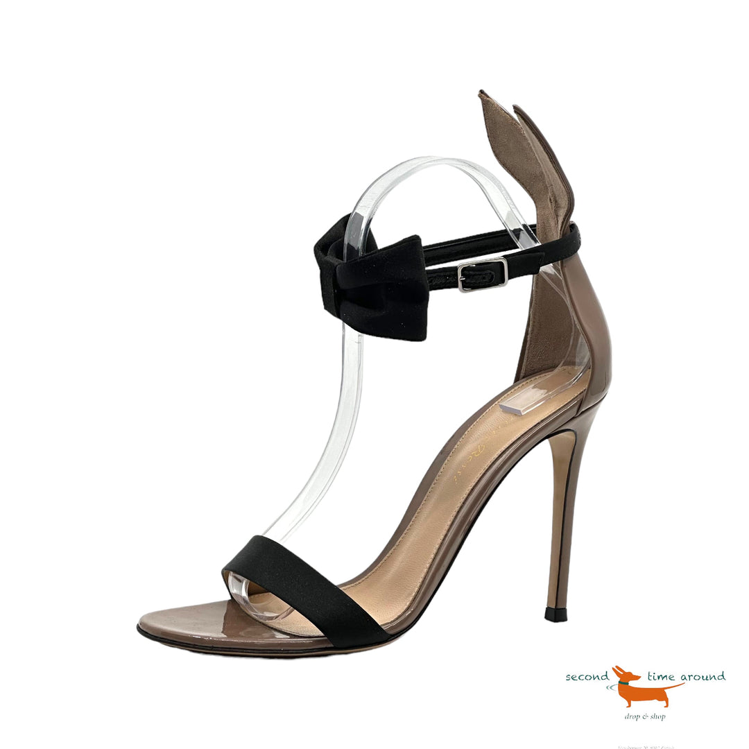 Gianvito Rossi Bow-Tie Ankle-Strap Bunny Sandals