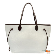 Louis Vuitton Neverfull Bag