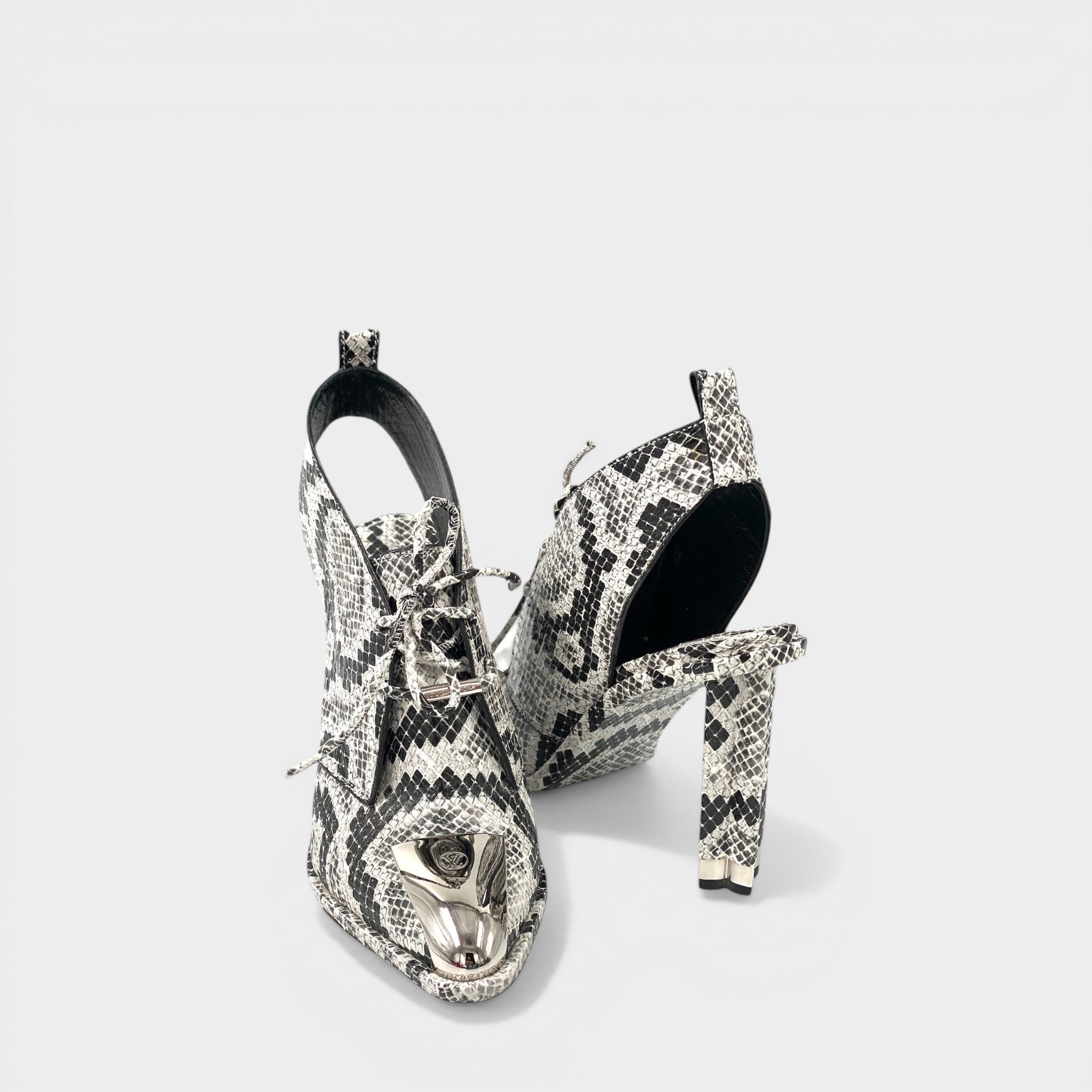 Louis Vuitton Pumps Limited edition Python