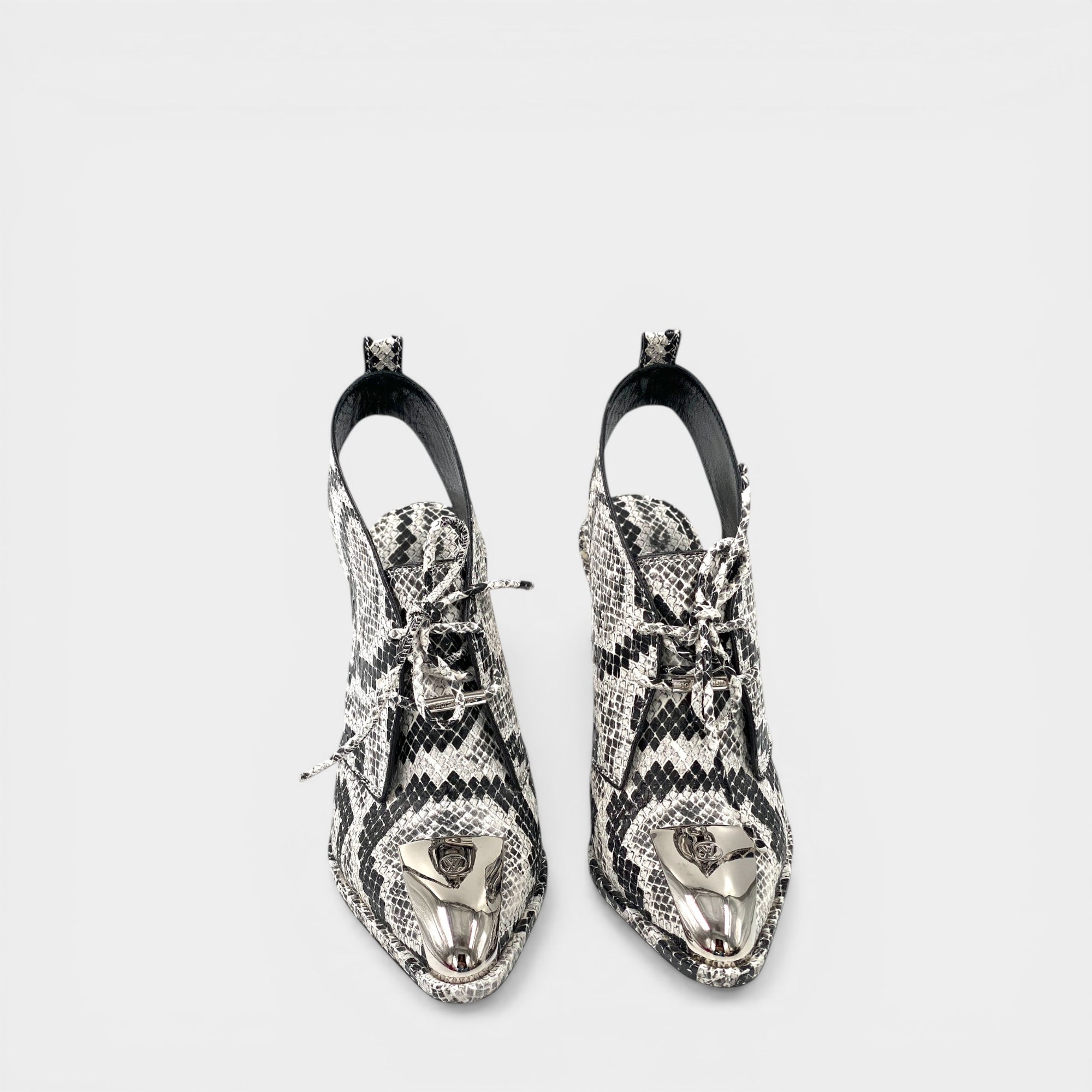 Louis Vuitton Pumps Limited edition Python