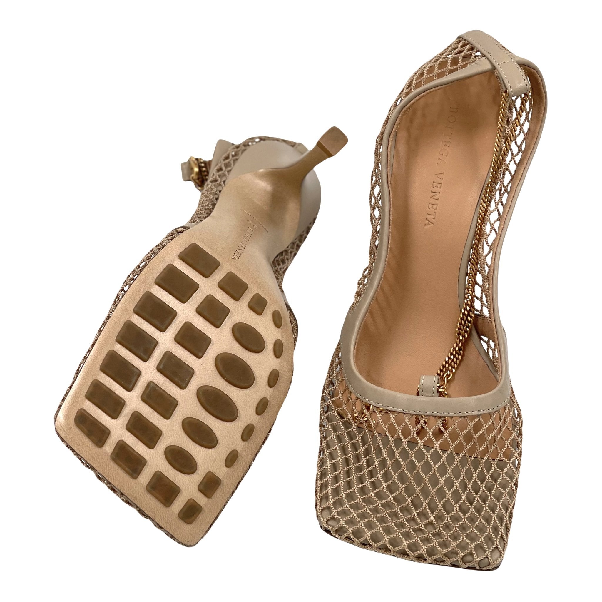 Bottega Veneta Stretch Pumps