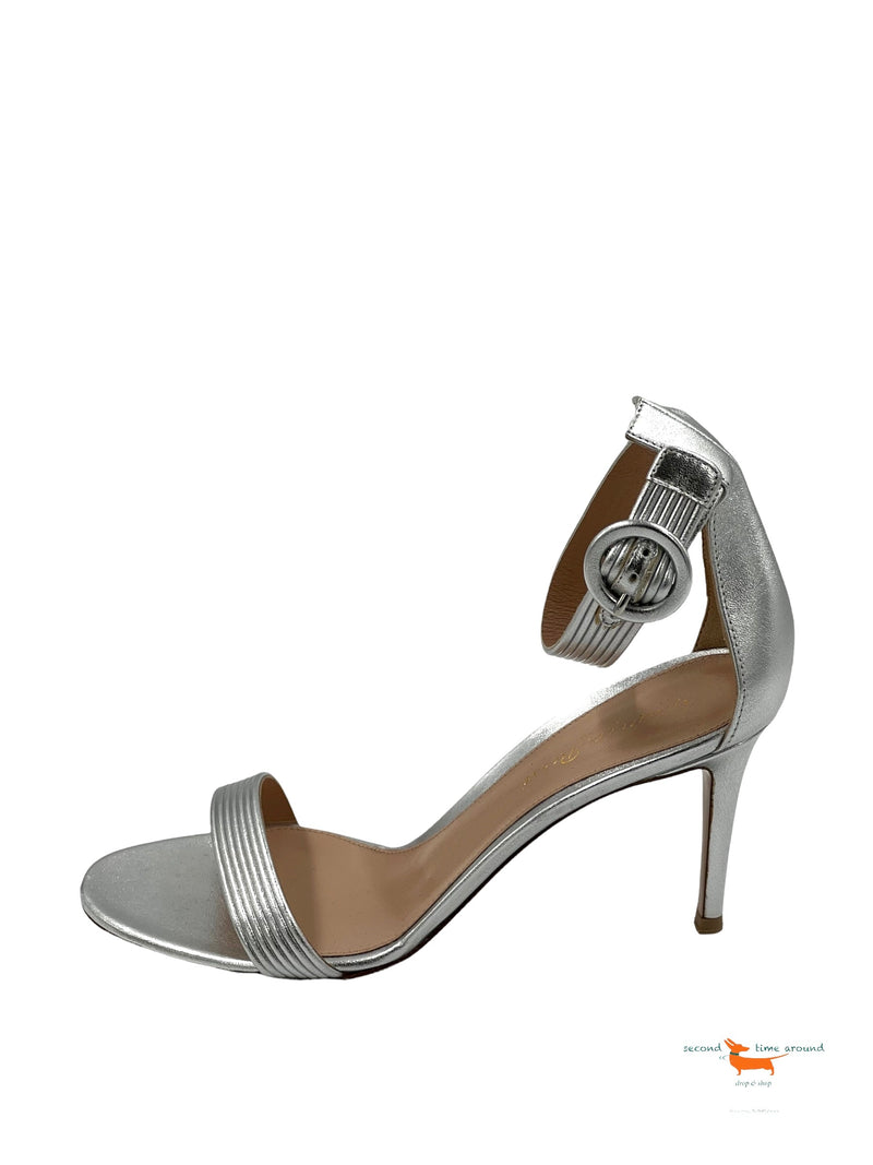 Gianvito Rossi Leather Portofino Pumps