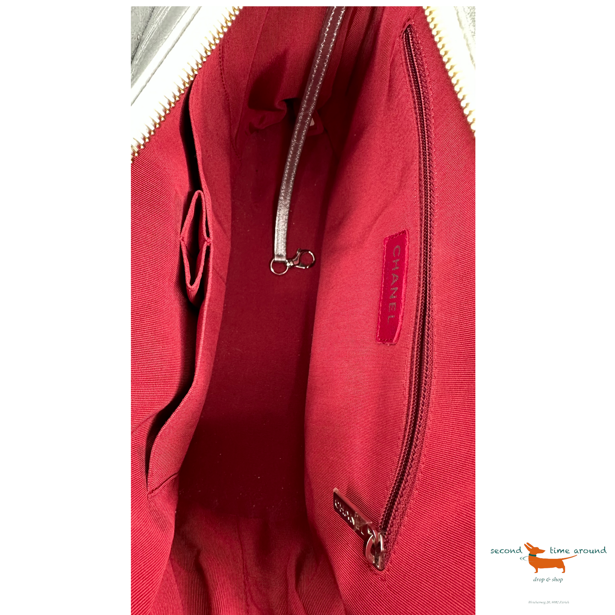 Chanel Gabrielle Hobo 2018 Bag Diamond Gabrielle Quilted Aged Medium Metallic Silver