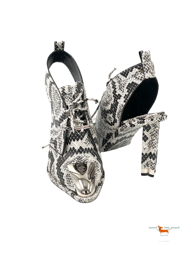 Louis Vuitton Pumps Limited edition Python
