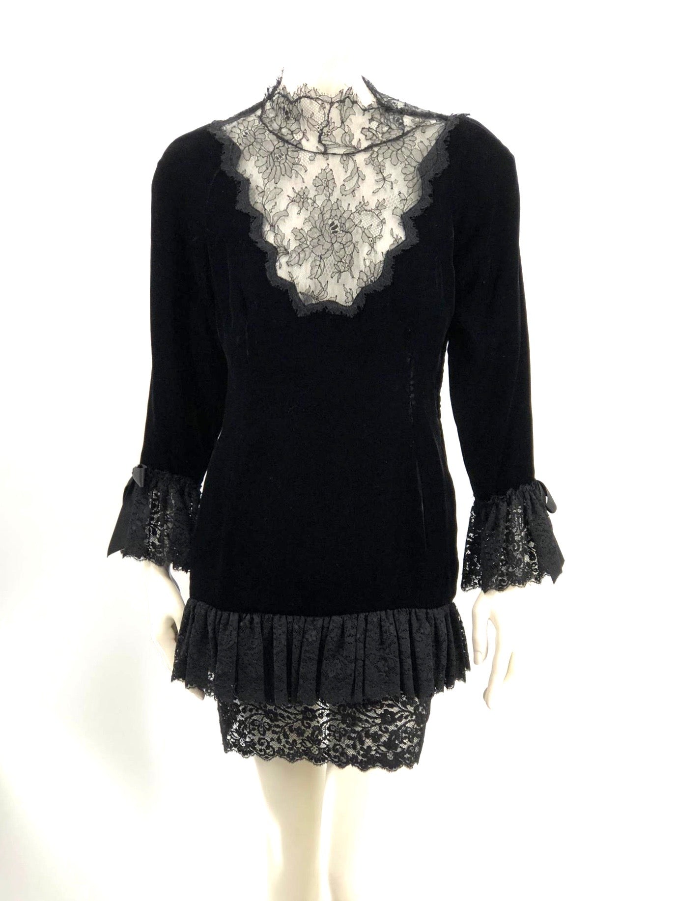 Valentino  Real Vintage