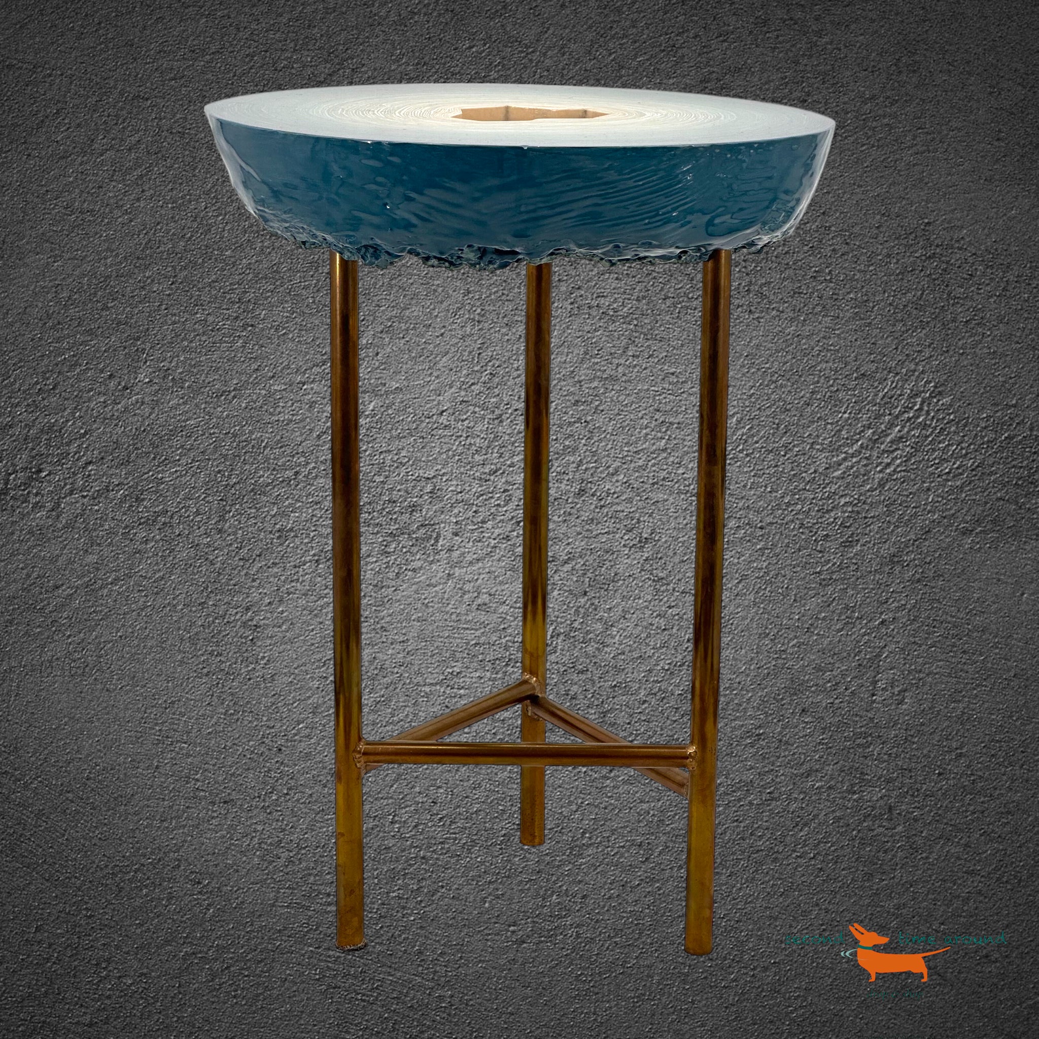 Fuzz Slice Table Small by Study O Portable