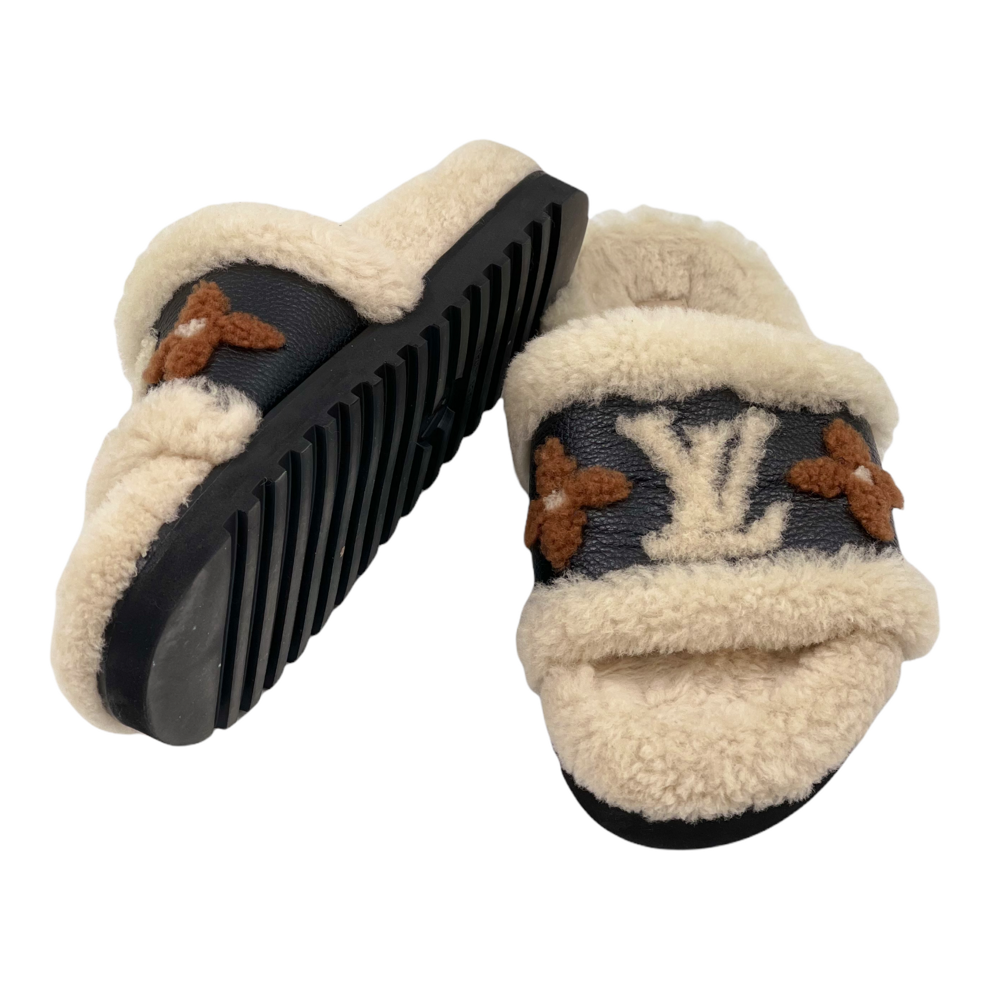 LOUIS VUITTON Shearling Calfskin Paseo Flat Comfort Sandal 38.5