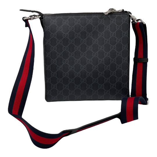 Gucci Kleine Umhängetasche aus GG Supreme Bag