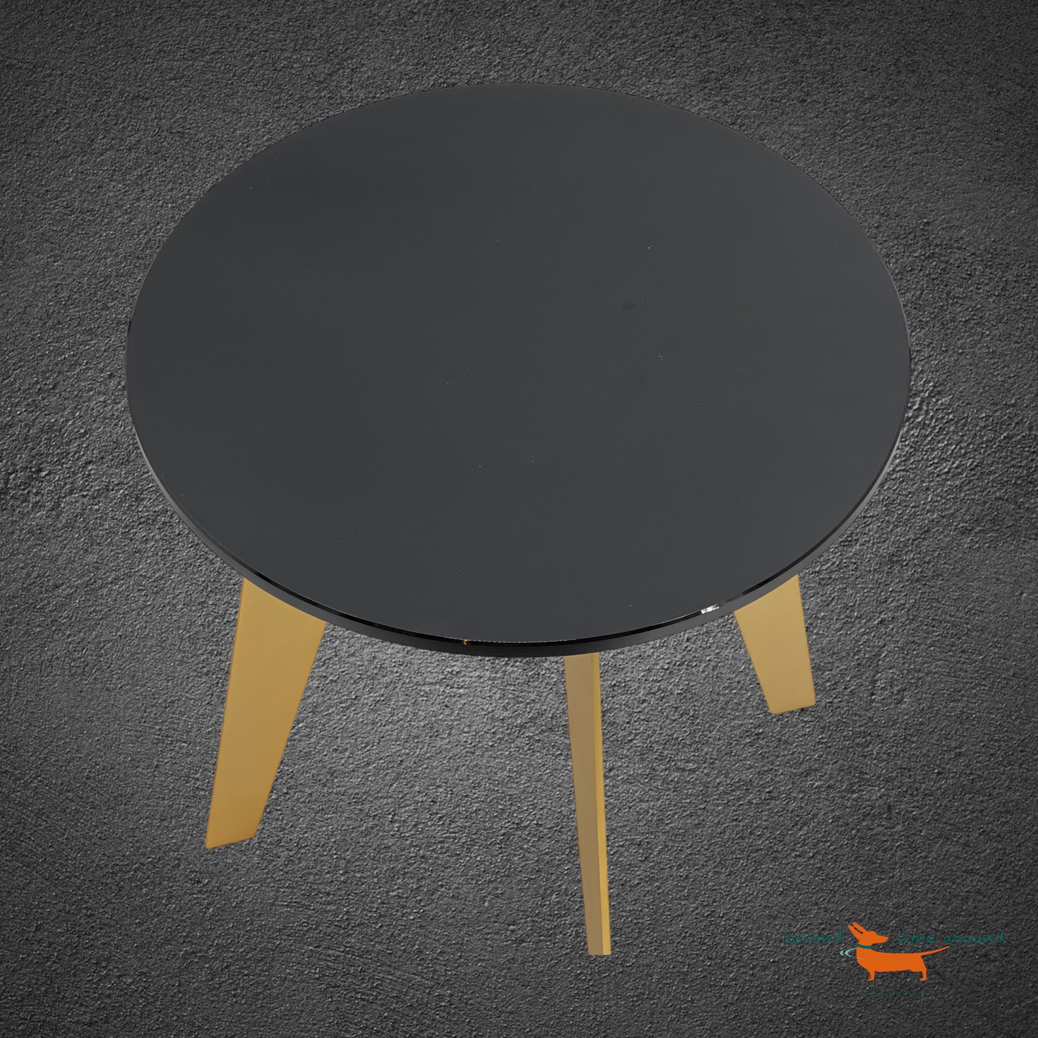 Minotti Kirk „Cross“ Side Table, designed by Rodolfo Dordoni